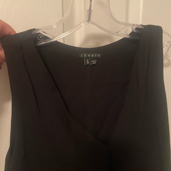 Theory Silk Jantine Sleeveless Blouse Size P NWOT - Picture 9 of 12